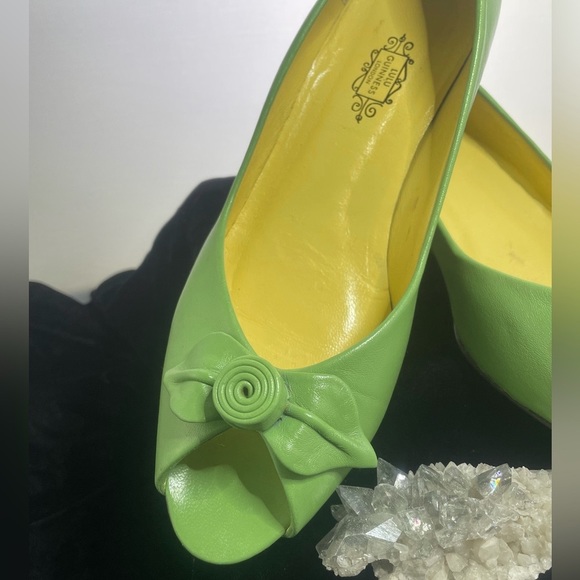 🖤 Lulu Guinness 🖤 Grass Green Leather Peep Toe Kitten Low Heels 39 8 1/2 Spain - Picture 2 of 6